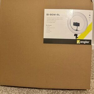 ANGL BI-90W-RL LED Ring Light – White